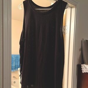 Black Sleeveless Top